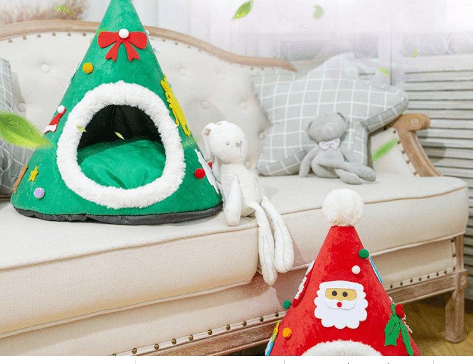 Christmas Cat Cozy House