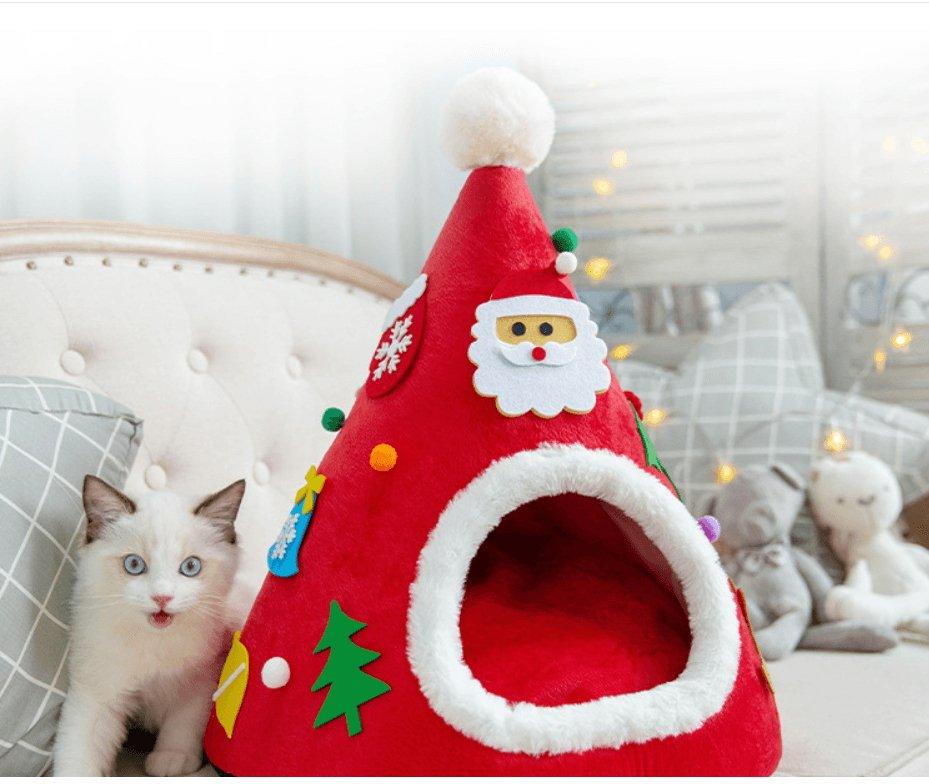 Christmas Cat Cozy House